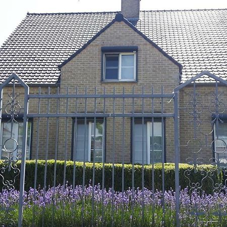 Hemelse Helderheid Leilighet Maasmechelen Eksteriør bilde